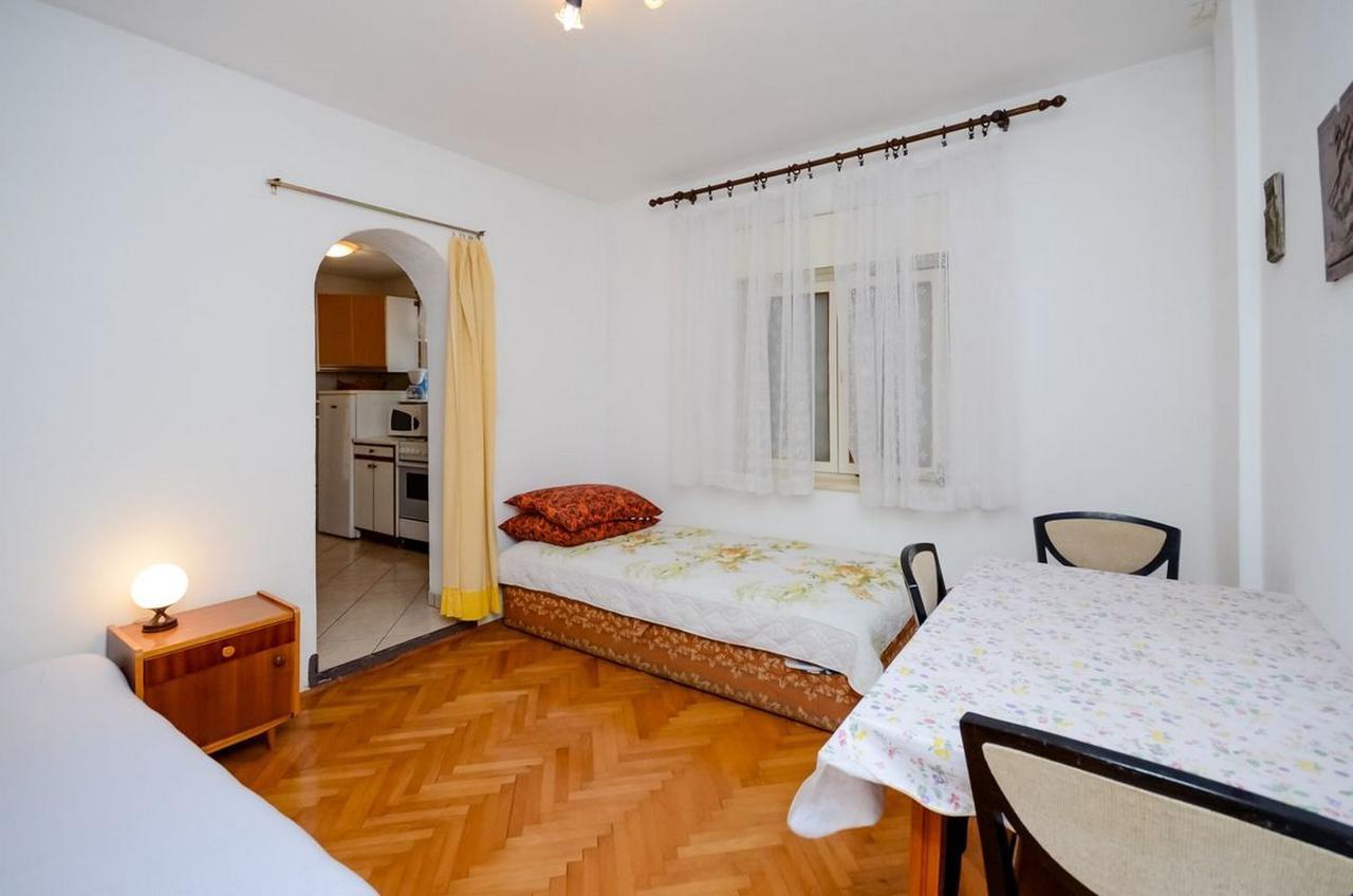 Lucia Apartment *